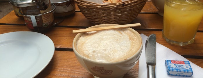 Le Pain Quotidien is one of <3.