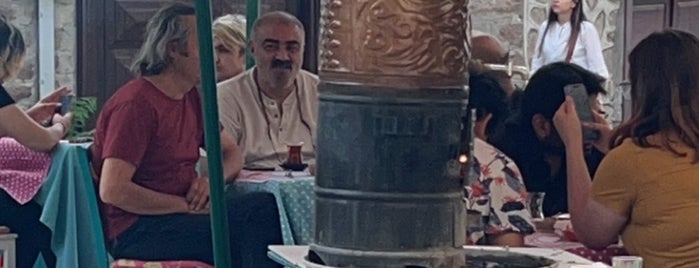 Cafe Taş Bebek is one of Locais curtidos por Şule.