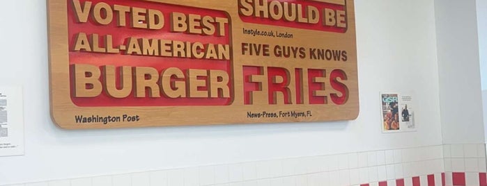 Five Guys is one of مطاعم 2.