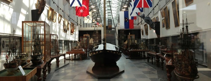 中央海軍博物館 is one of Поездка в Питер.