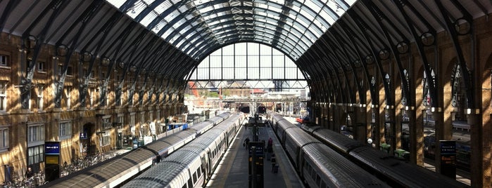 Gare de Londres King's Cross (KGX) is one of Inglaterra.