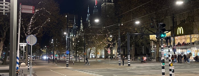 World Trade Center Rotterdam is one of Lieux qui ont plu à Vinny.