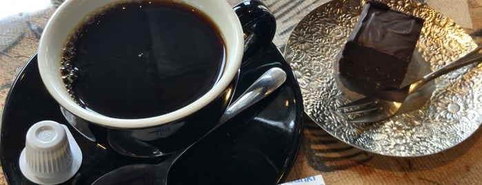 EXTRACTORS COFFEE by NOQOUI is one of To drink Japan.