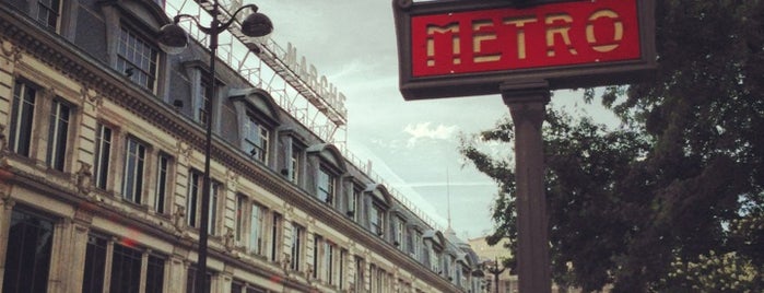 Arrêt Rue du Bac - René Char [63,68,69,83,84,87,94] is one of Compras Paris.