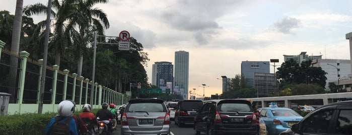 Jembatan Taman Ria is one of Guide to Jakarta's best spots.