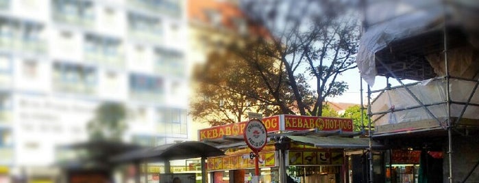Kebab Hot-Dog Josefstädter Straße is one of Würstelstände In Wien.
