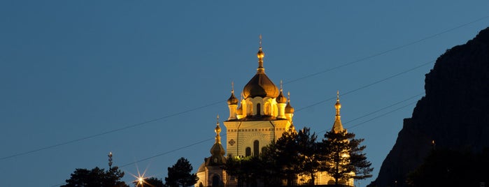 Церковь Воскресения Христова is one of Православные места.