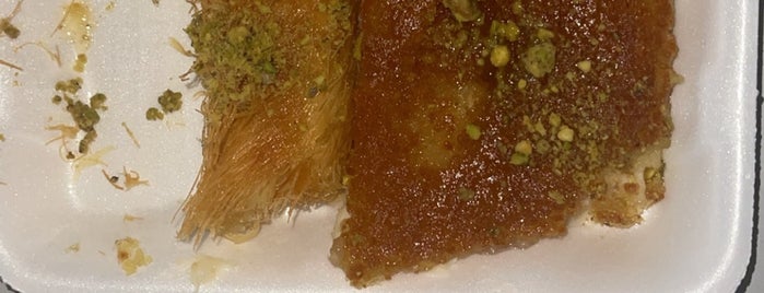 Habibah Sweets is one of محلات الرياض.