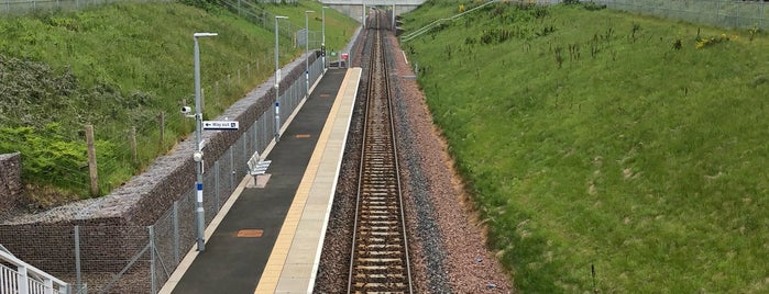 Eskbank Railway Station (EKB) is one of Lugares favoritos de Ian.