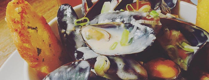Loobie Lobsters & Shrimps is one of Must-visit Food in Jakarta.