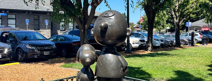 Charlie Brown Statue is one of Comic.