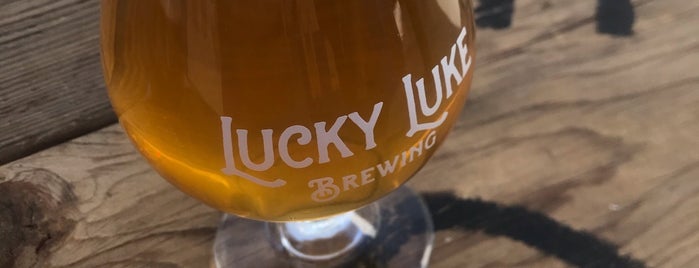 Lucky Luke Brewing Company is one of Orte, die Elana gefallen.