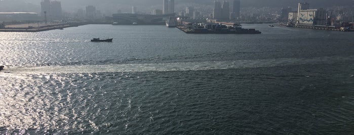 Busan Port is one of L. : понравившиеся места.