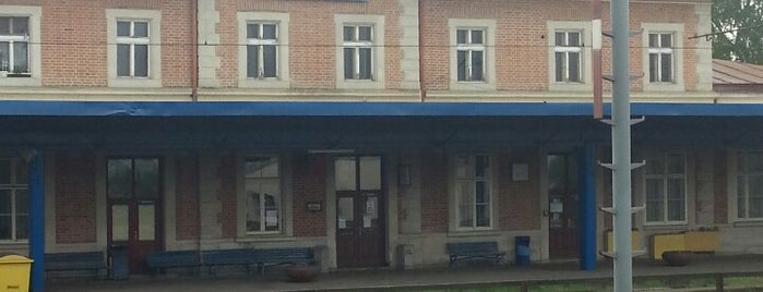 Kutná Hora hlavní nádraží is one of Locais curtidos por Vito.