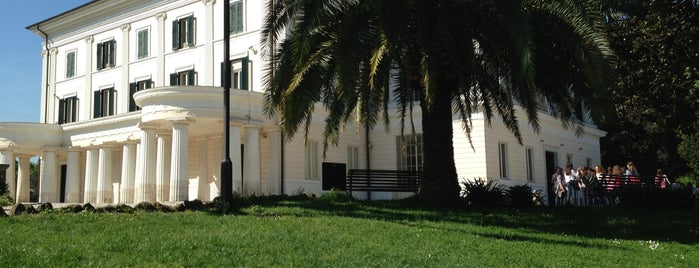 Villa Torlonia is one of parchi di roma.