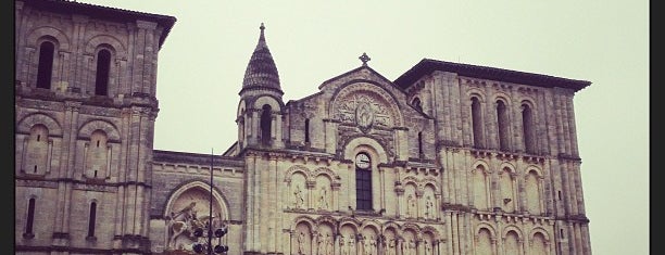 Église Sainte-Croix is one of Bordeaux.