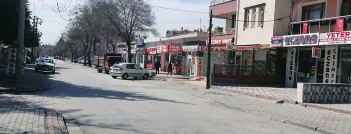 Tüybek Çarşısı is one of Orte, die Hasan Basri gefallen.