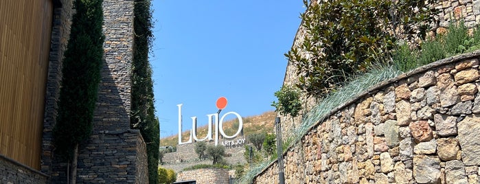 Lujo is one of J’s Liked Places.