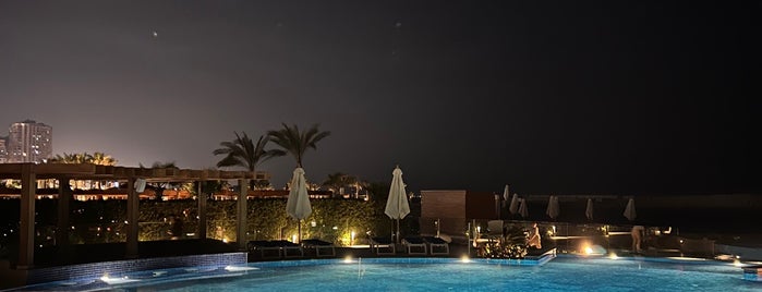 Four Seasons San Stefano Beach is one of Alex.