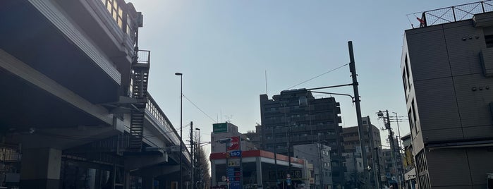 首都高 高架下 246 is one of Japan.