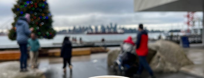 City of North Vancouver is one of สถานที่ที่ Enrique ถูกใจ.