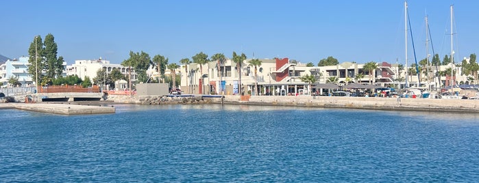 Kos Island Marina is one of Lugares favoritos de Tessa.