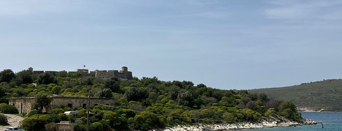 Porto Palermo Castle (Kalaja e Porto Palermos) is one of Buitenland.