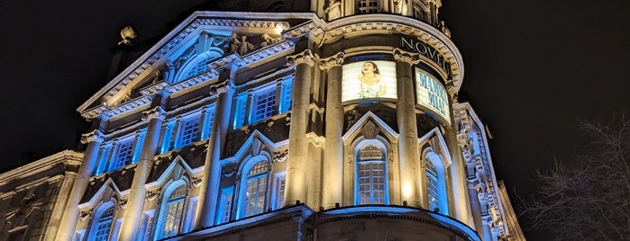 Novello Theatre is one of London - gay.