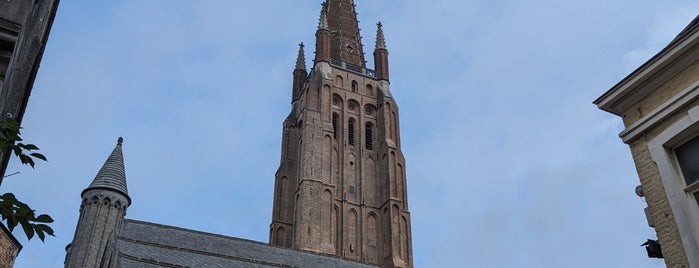Onze-Lieve-Vrouwekerk is one of Brugge.