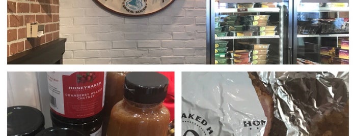 The Honey Baked Ham Company is one of Tempat yang Disukai Zachary.