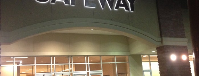 Safeway Canada is one of Lieux qui ont plu à Vern.