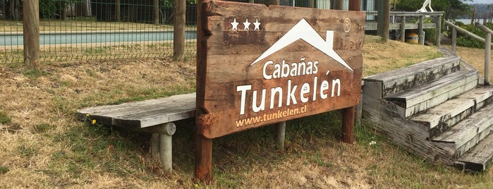 Cabañas Tunkélen is one of Pousadas.