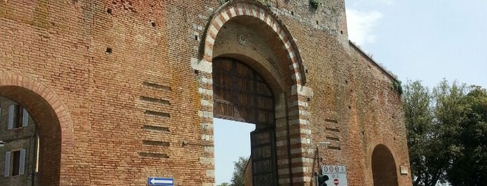 Porta San Marco is one of Siena 🇮🇹.