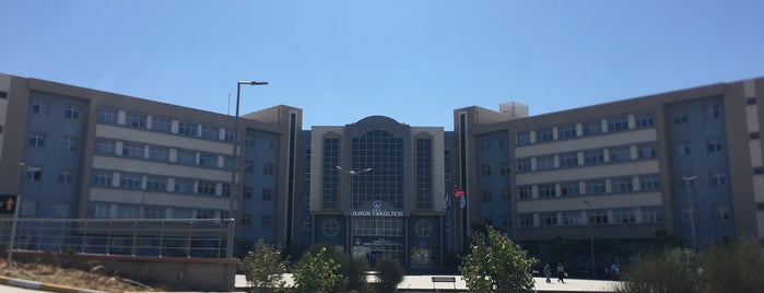 Hukuk Fakültesi is one of Celal Bayar Üniversitesi.