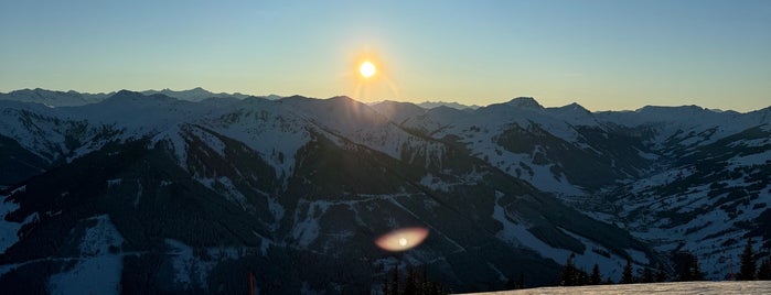 Schönleitenbahn is one of mountains.