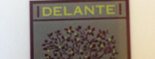 Delante Cafe is one of สถานที่ที่ Stuart ถูกใจ.