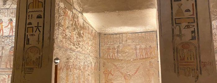 Valley of The Kings is one of Travel Around The World Landmark.