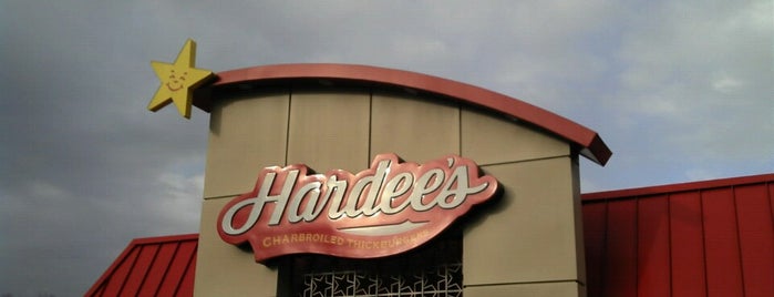 Hardee's is one of Lugares favoritos de Jeremy.