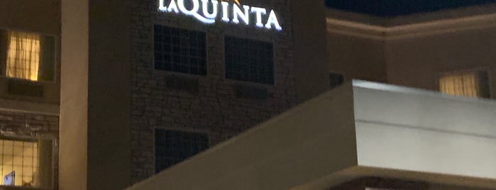 La Quinta Inn & Suites St. Paul-Woodbury is one of Locais curtidos por Ray.