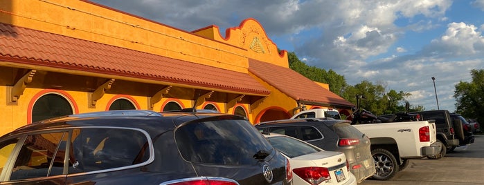 Los Aztecas is one of chow.
