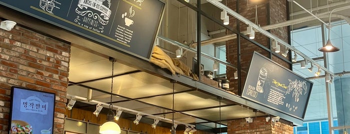 Angel-in-us Coffee is one of Korea places.