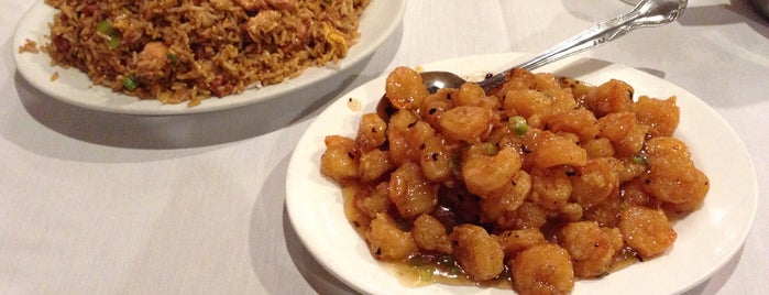 Yang Chow Restaurant is one of Los Angeles.
