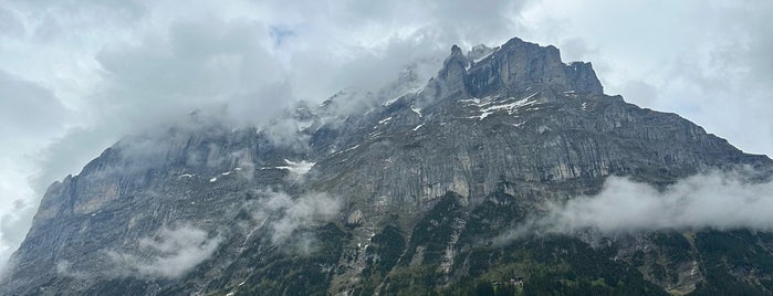 Grindelwald is one of Suisse.