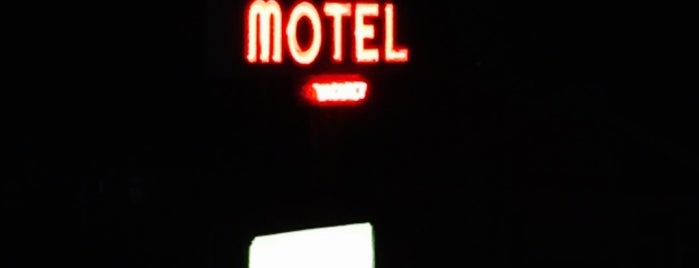 town house motel is one of Temp Road Trip List.