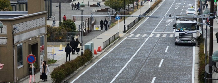 Yamashita Rinko Line Promenade is one of 京浜コンビナートの絶景ポイント(横浜編).