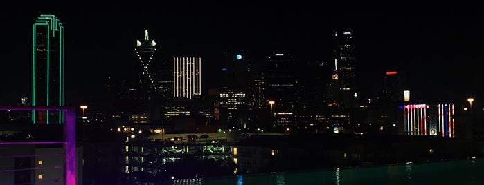 The Gallery Rooftop Lounge is one of Dallas at Nuit.