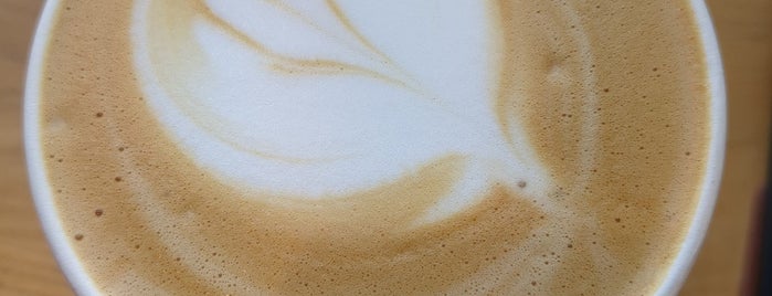Broadsheet Coffee Roasters is one of Tolga'nın Kaydettiği Mekanlar.