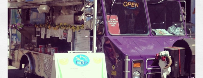 Feastro The Rolling Bistro 2 is one of Vancouver Food Carts.