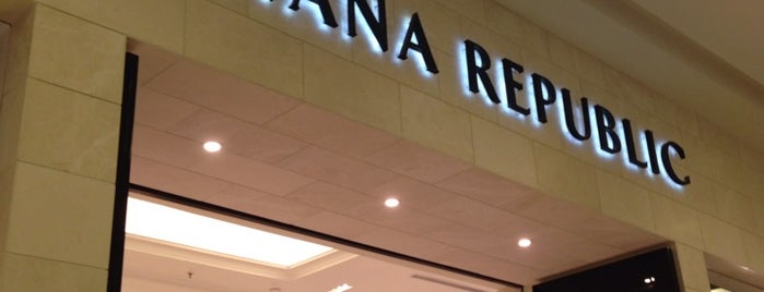 Banana Republic is one of Valeriaさんのお気に入りスポット.