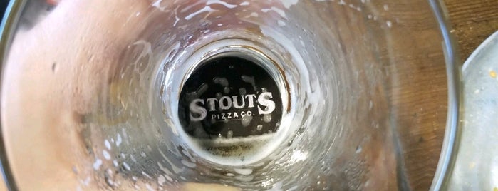 Stout’s Pizza is one of New Braunfels Restaurants.